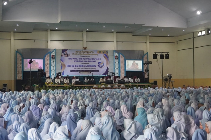 Istighotsah membuka peringatan HUT ke-55 MAN 3 Jombang
