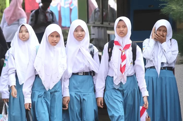 Ilustrasi siswa SMA dan SMK. Selama ramadan, jam belajar mereka dikurangi