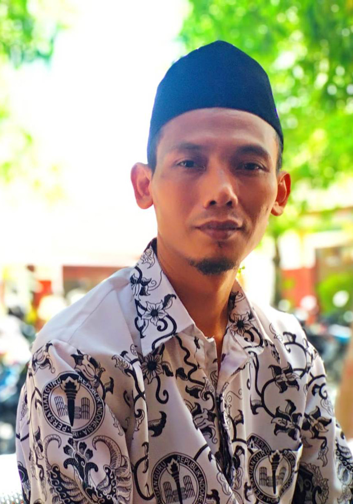Ipung Kurniawan, Guru PAI SMKN Kudu