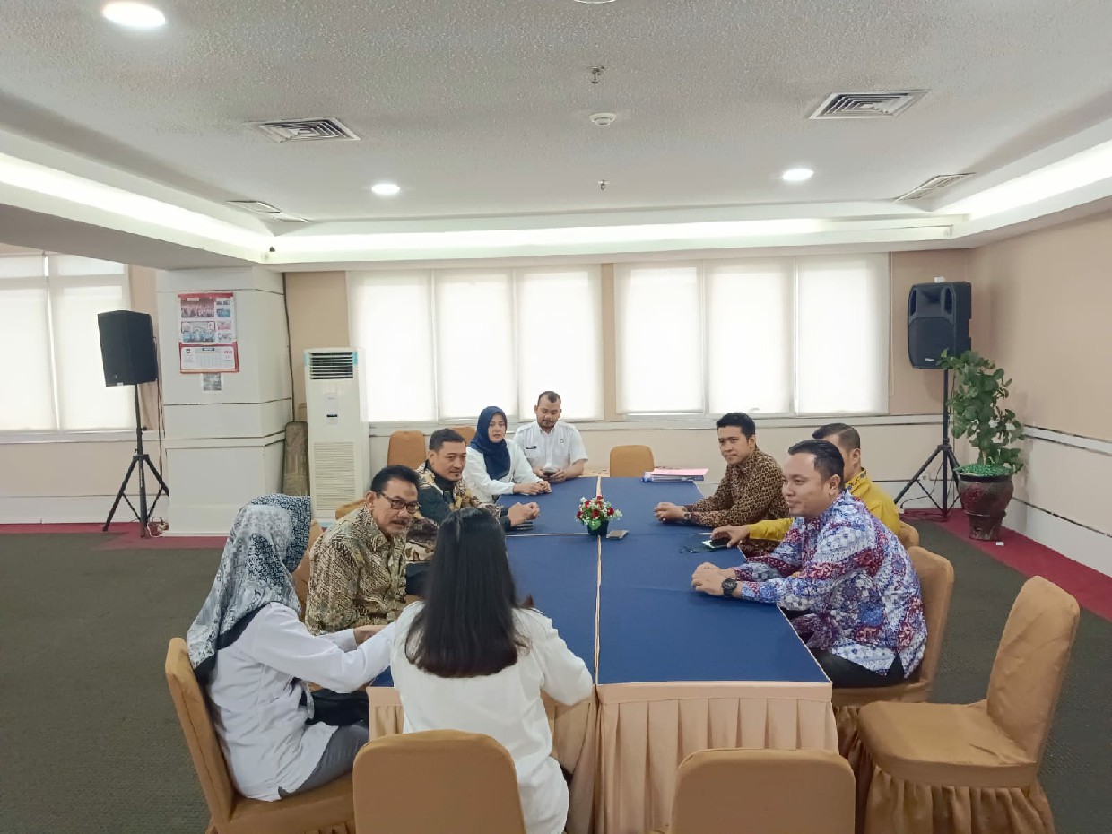 Pimpinan DPRD Jombang saat berkunjung ke Kemendagri dan membahas nasib honorer di Jombang