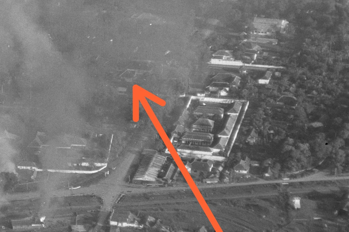 Foto tahun 1945 ini menunjukkan Markas BKR yang kini berubah menjadi Kejari Jombang