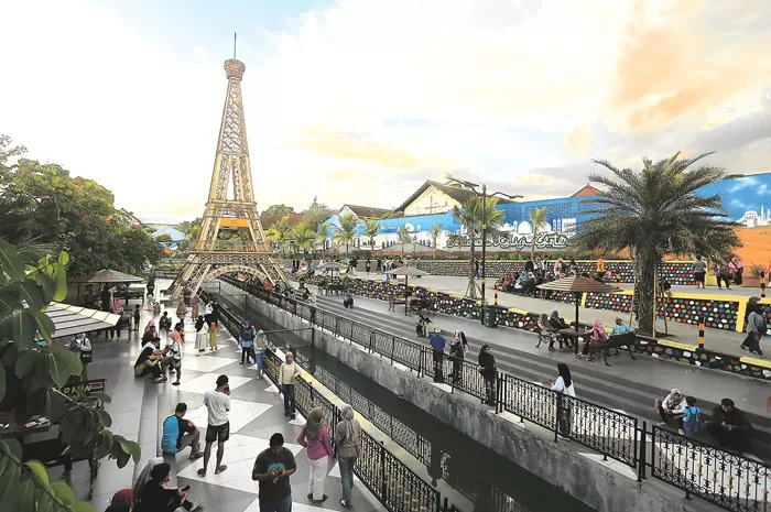 Ilustrasi wisata tersembunyi yang ada di Madiun