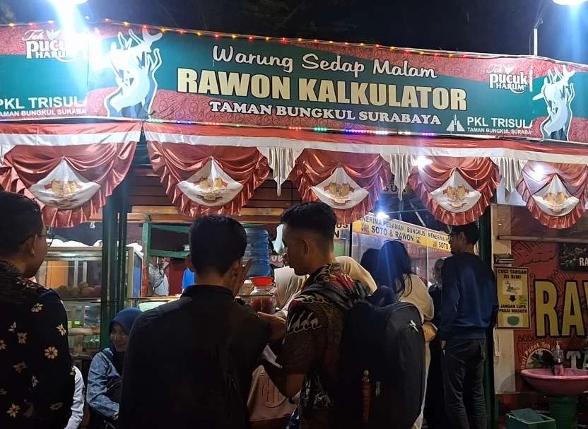 kuliner rawon kalkulator di Surabaya