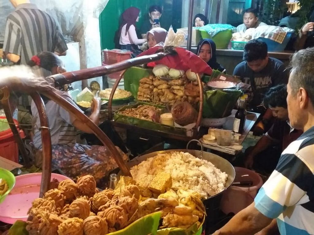 kuliner sego resek Malang