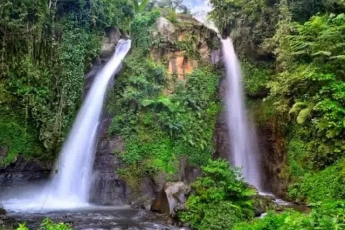wisata air terjun tancak di Jember