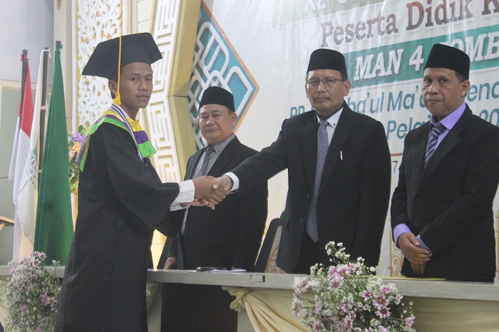 Prosesi wisudab siswa di MAN 4 Jombang yang digelar Sabtu (27/4)
