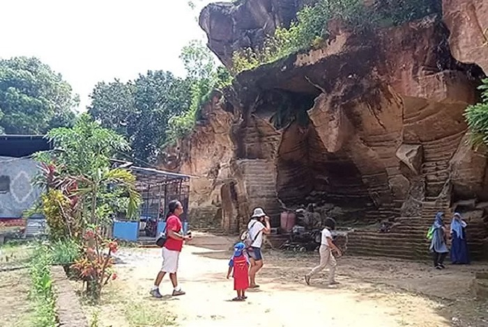 Wisata bukit arosbaya di Madura