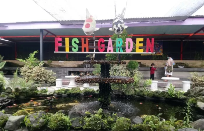 wisata fish garden di Blitar