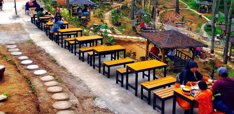 wisata tumpak lego hill di Ponorogo