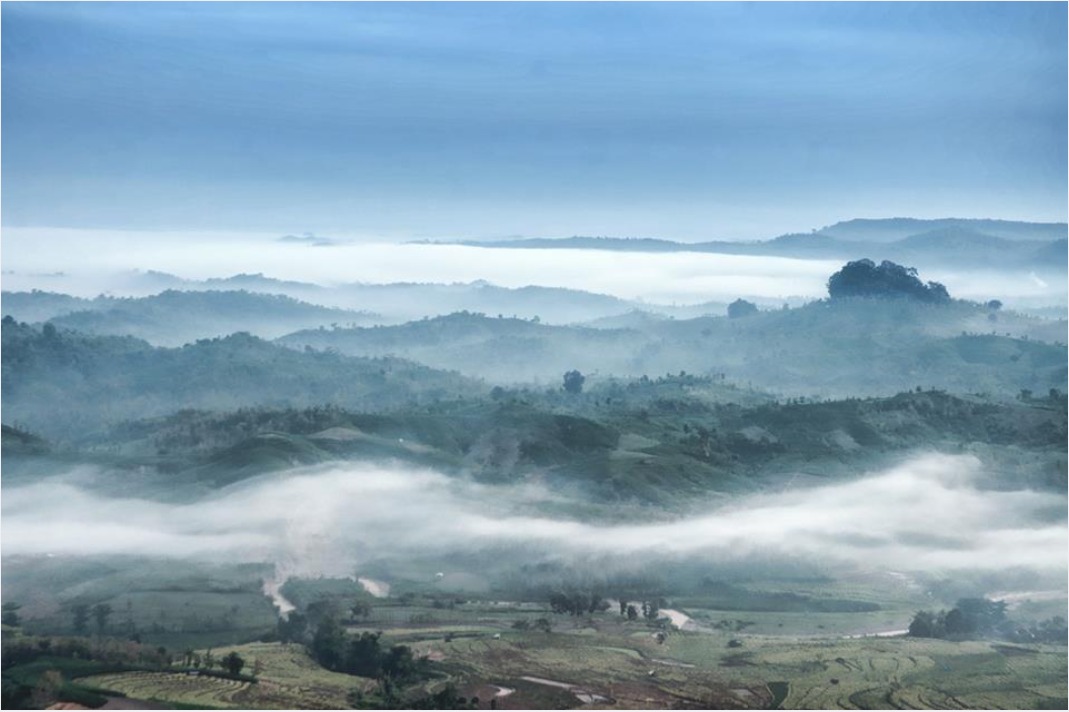 Wisata negeri atas angin di Bojonegoro