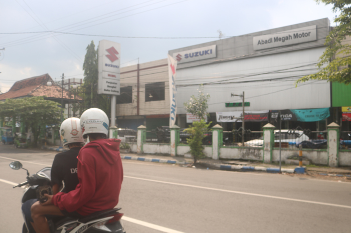 JADI POLEMIK: Bangunan ruko Simpang Tiga Mojongapit, Jombang.