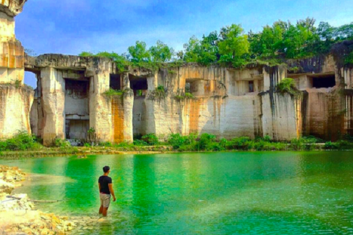 Wisata telaga sadang di Lamongan