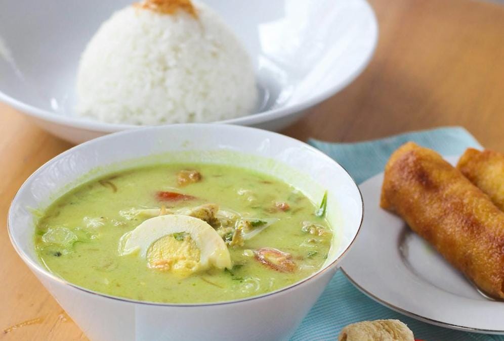Ilustrasi sajian soto khas lamongan. Selain soto Lamongan, ini beberapa rekomendasi jenis soto yang nggak kalah enaknya