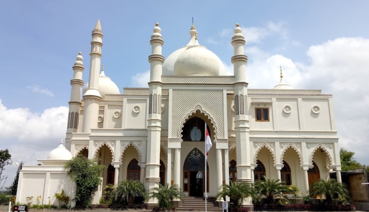 Masjid Salman al Farisi Malang