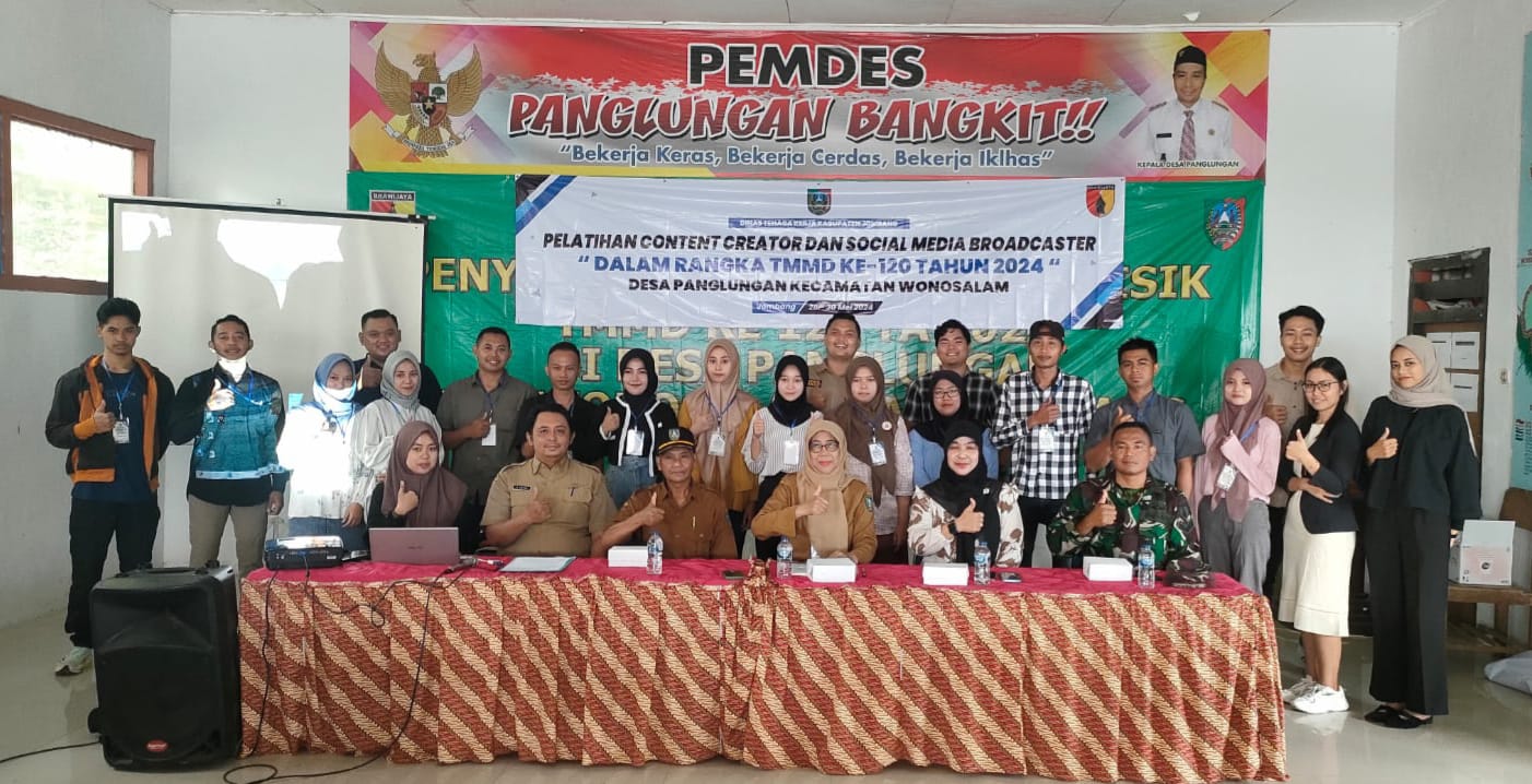 Pelatihan konten kreator dan Sosmed Broadcaster yang digelar Disnaker Jombang di Desa Panglungan Wonosalam