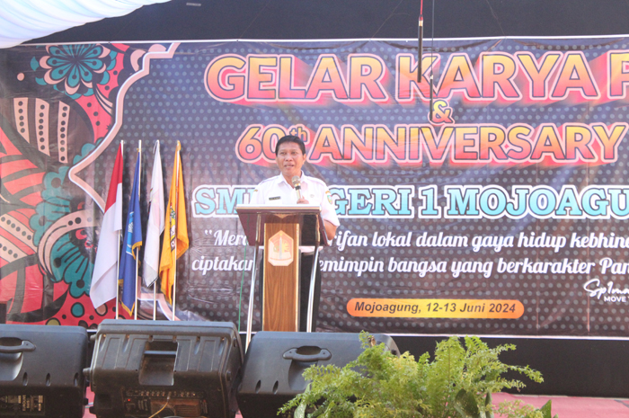 Heri Mujiono, kasi Ketenagaan SD Dinas P dan Jombang