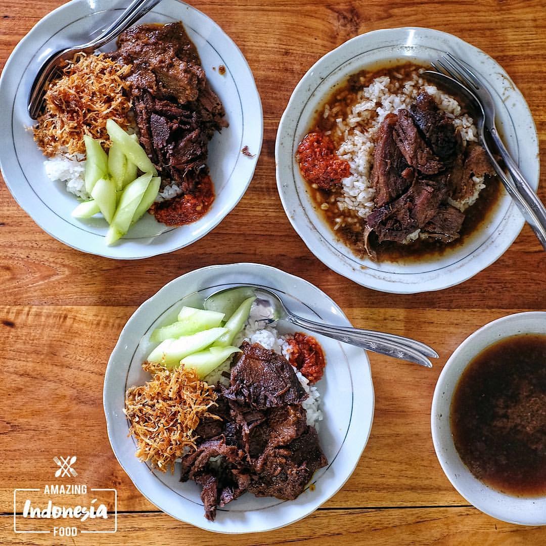 Rawon rosobo, salah satu kuliner khas dan legend di Jombang
