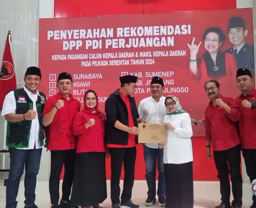 Pasangan Bacalon Mundjidah Sumrambah menerima rekomendasi dari DPP PDIP untuk maju di Pilbup Jombang 2024