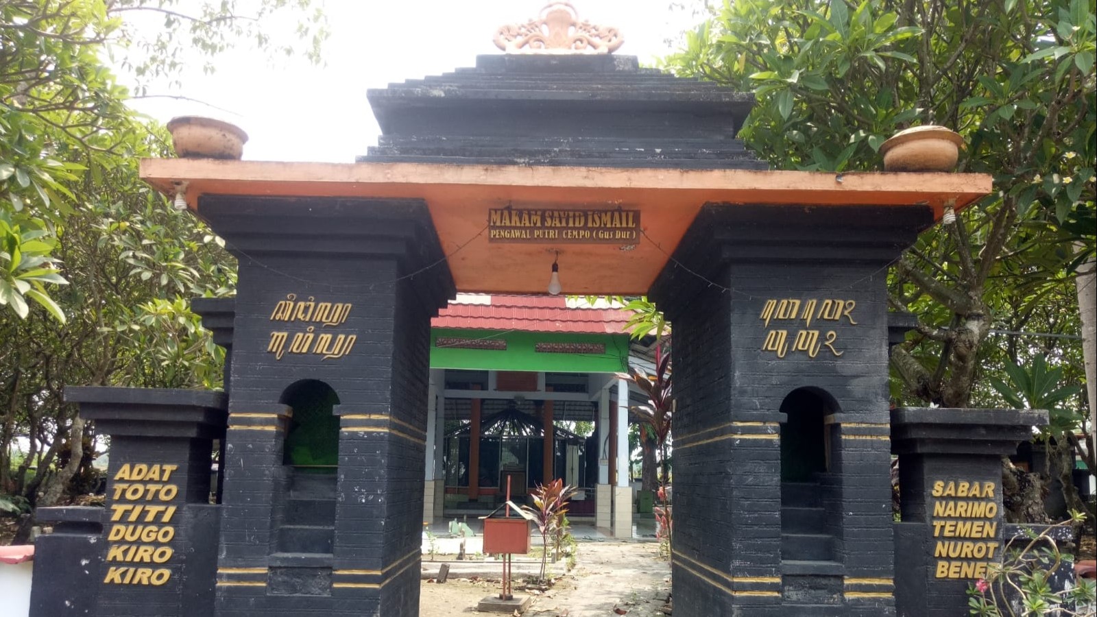 Wisata religi makam Sayyid Ismail di Janti, Jogoroto, Jombang