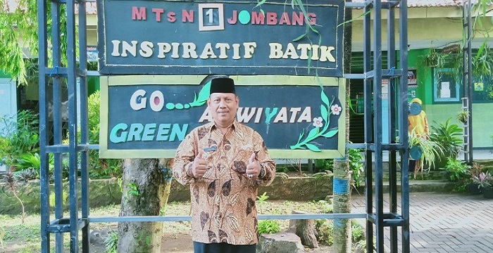 Drs Purnomo MPdI, kepala MTsN 1 Jombang