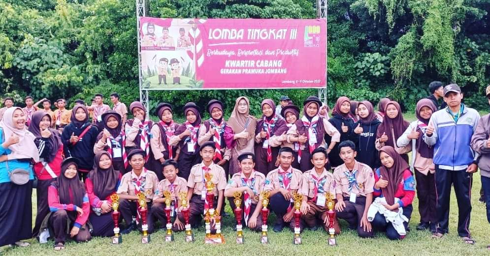 PRATSANJOE (tim pramuka MTsN 10 Jombang)