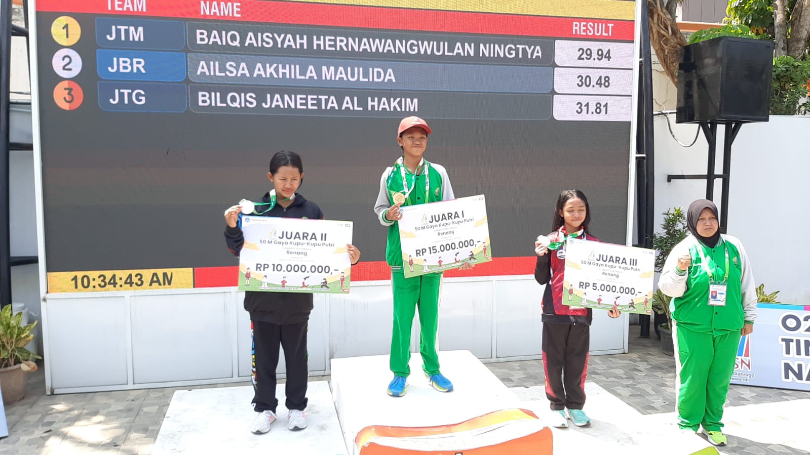 Baiq Aisyah Hernawangwulan Ningtyas, siswa SDN  Pojokrejo Kesamben meraih juara 1 cabor renang putri, O2SN di Kolam Renang Gelanggang Olahraga Pertamina Jakarta.
