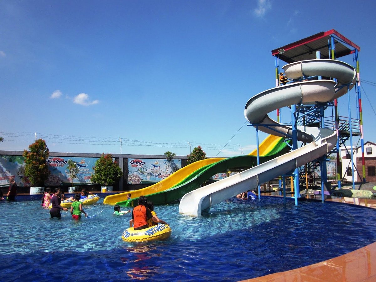 kolam renang Aquatics di Jombang