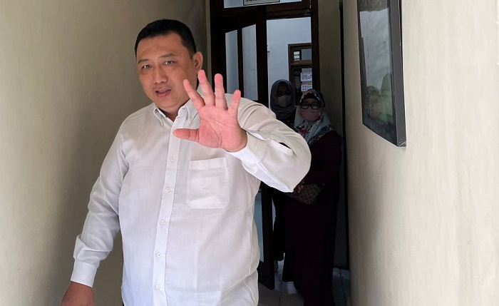 Dodi, oknum PNS Jombang yang jadi terdakwa dalam kasus penipuan tanah