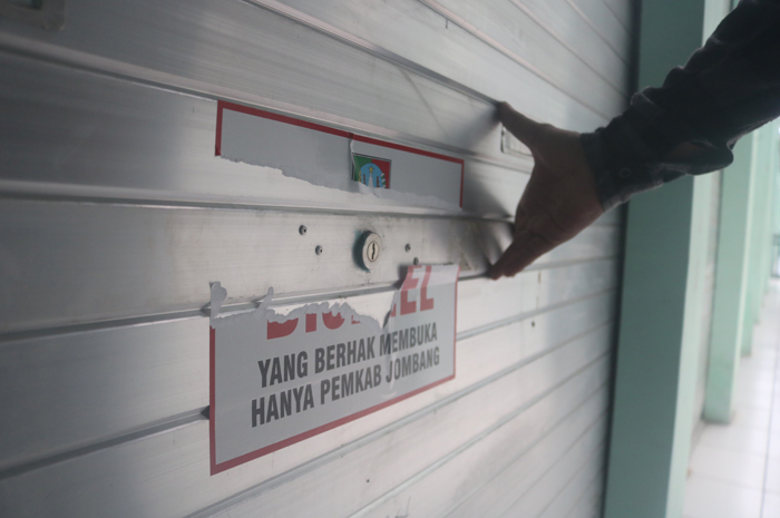 Salah satu kios Pasar Perak Jombang yang tetap kosong dan akan ditawarkan ke pedagang baru