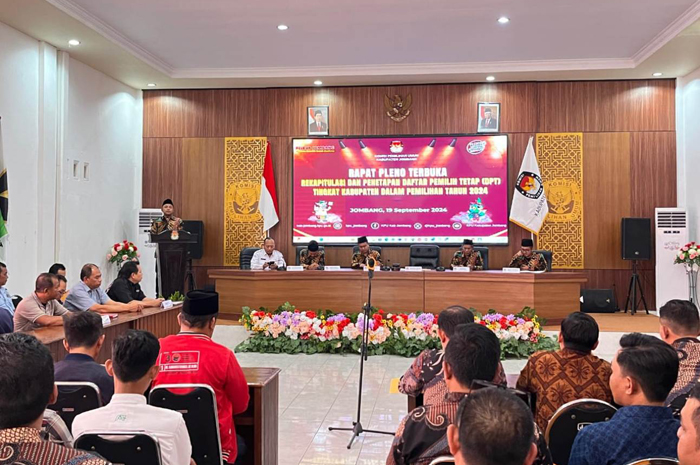 Penetapan DPT Pilkada 2024 di kantor KPU Jombang, Kamis (19/8) sore.