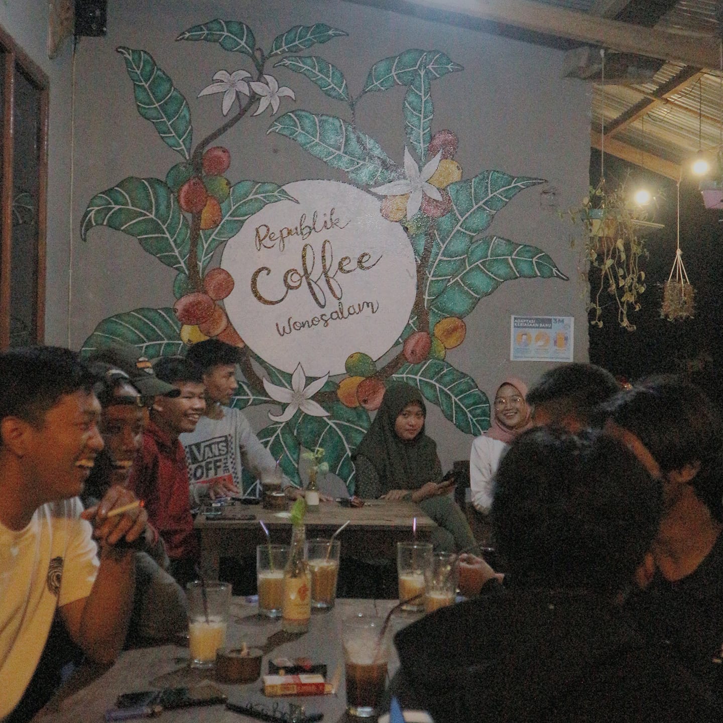 Republik Cofee Wonosalam
