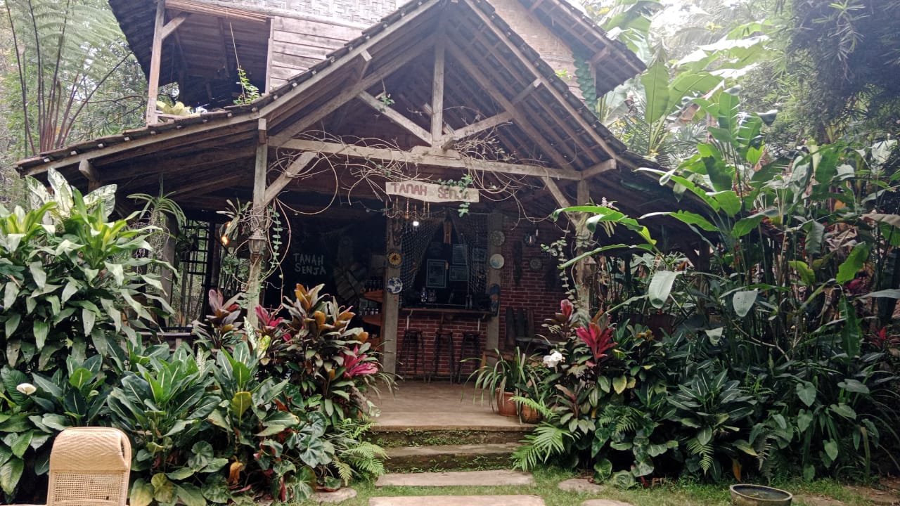 Tanah senja di Wonosalam