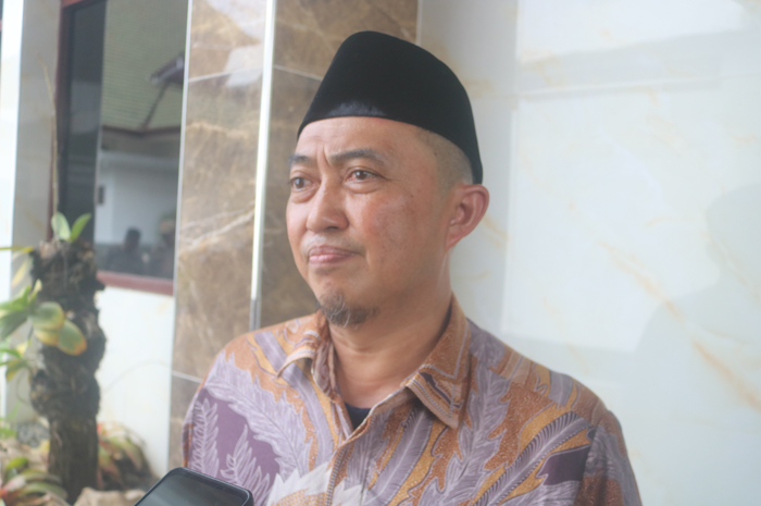 Pj Bupati Jombang Teguh Narutomo saat menyampaikan update penanganan kasus vdeo mesum pejabat Dinas P dan K