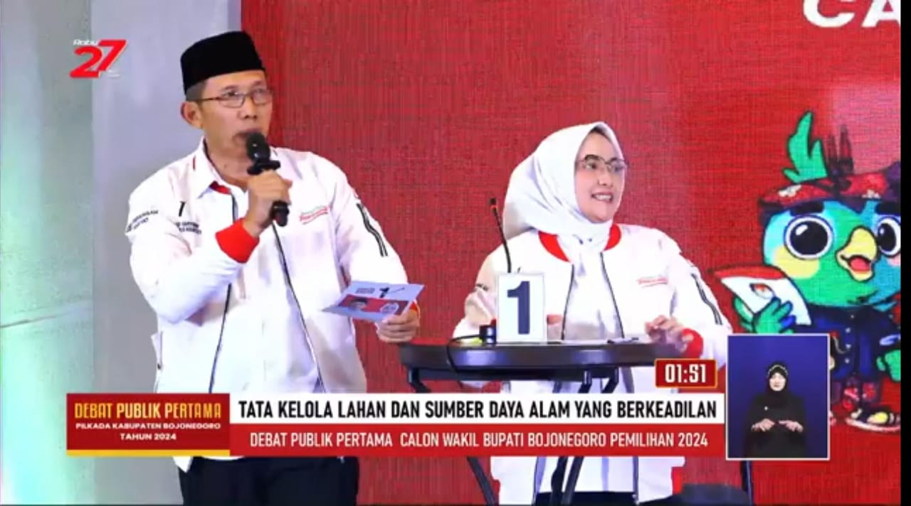 Debat pertama Pilkada Bojonegoro berujung ricuh hingga akhirnya dihentikan KPU