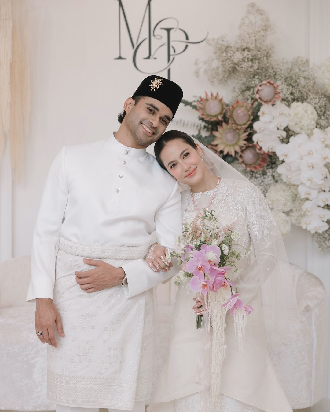 Foto pernikahan Pevita Pearce dan Crazy Rich Malaysia Mirzan Meer