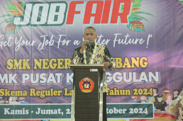 Khasanuddin, kepala SMKN 3 Jombang