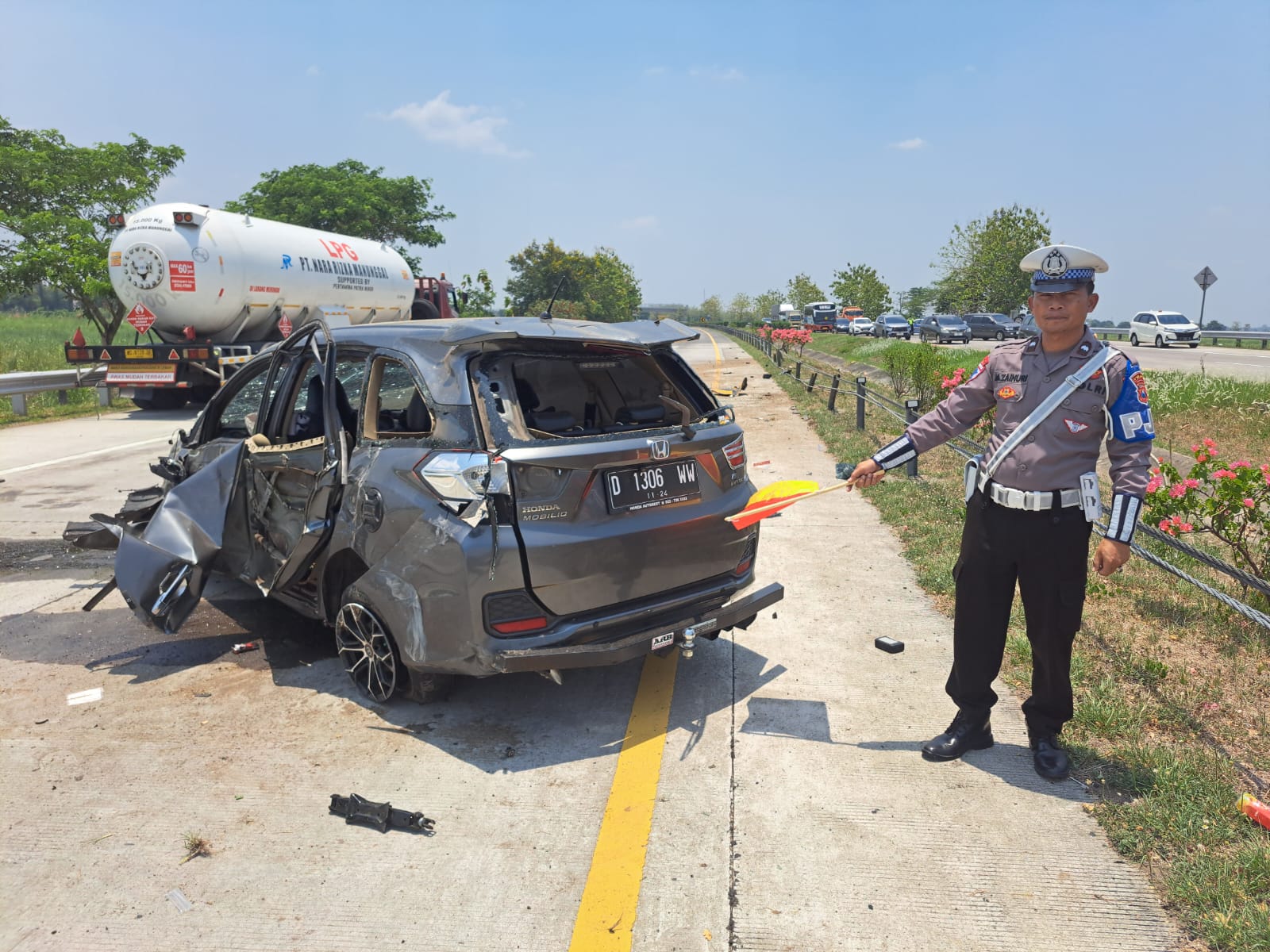 Kondisi Honda Mobilio yang terlibat kecelakaan di Tol Jombang Mojokerto Senin (28/10) siang