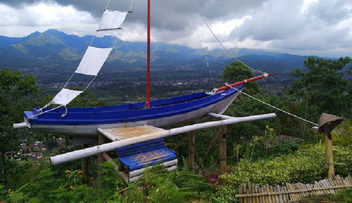 Bukit Nirwana Pujon Malang