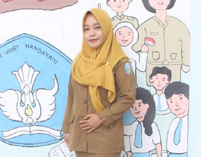 Miming Suryoningsih, guru BK SMAN Kabuh