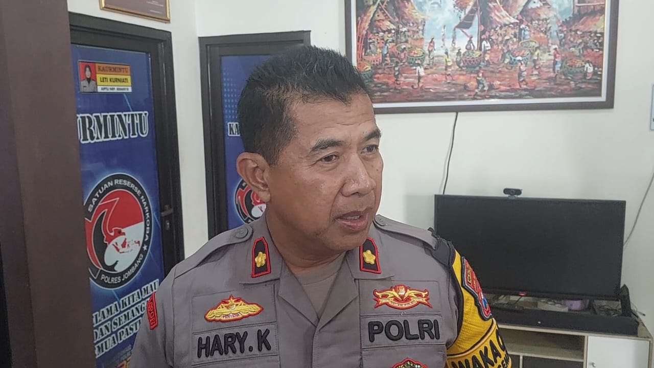 Wakapolres Jombang Kompol hari Kurniawan