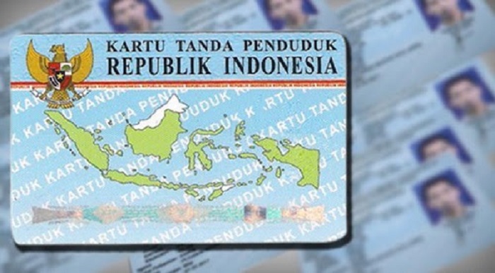 Ilustrasi blanko KTP-El yang lagi kosong di Jombang