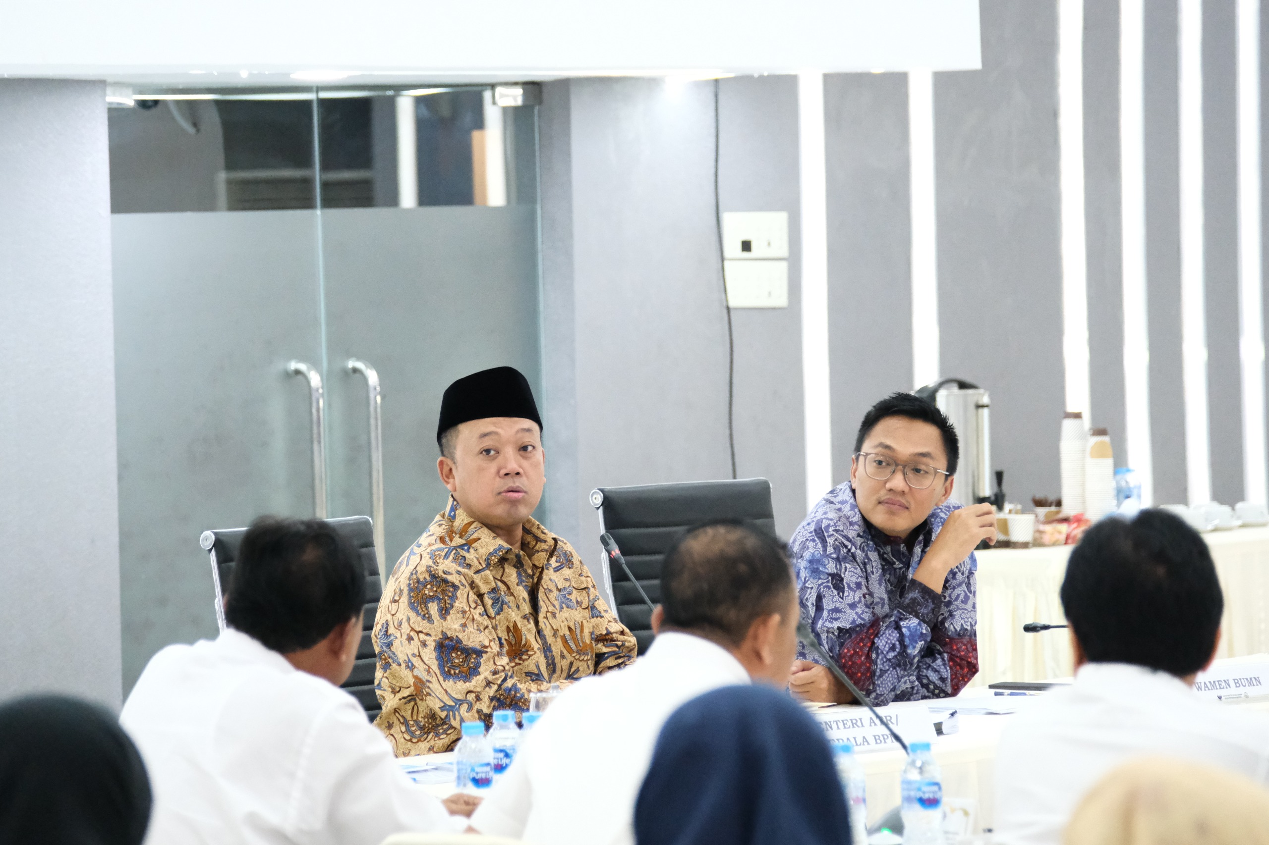 Menteri ATR/Kepala BPN, Nusron Wahid ini membahas inisiasi dan rencana terkait penyelesaian konflik dan isu strategis BUMN