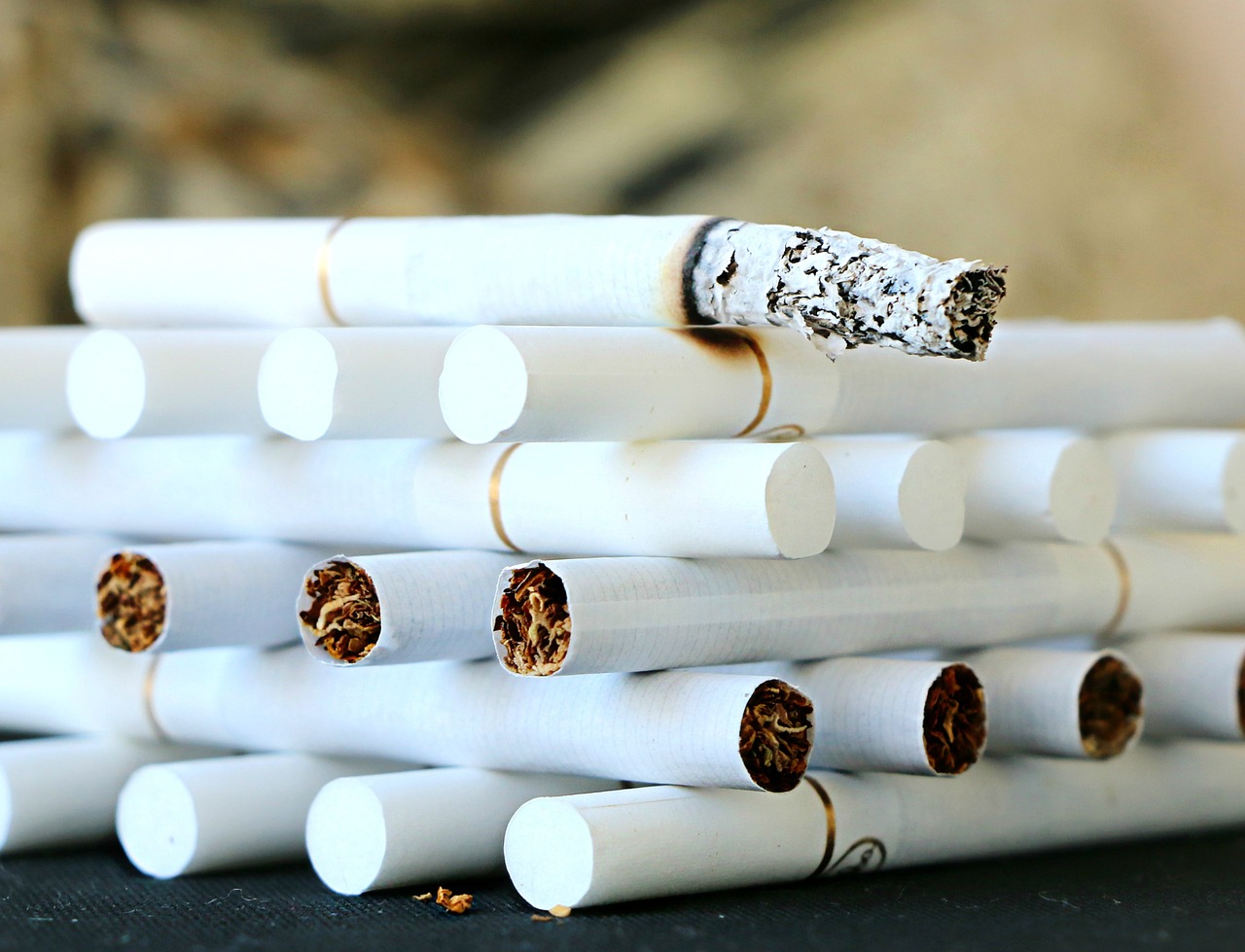 Pemerintah bakal menaikkan harga rokok per 1 Januari 2025, berikut daftar harganya