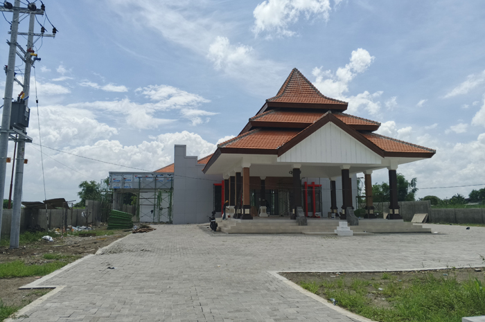 BELUM TUNTAS: Proyek gedung kantor Kecamatan Diwek, Jombang yang masuk proyek strategis daerah (PSD) 2024, (24/12).