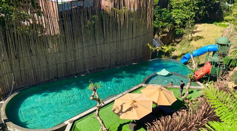 Oaktree Glamping Resort Batu
