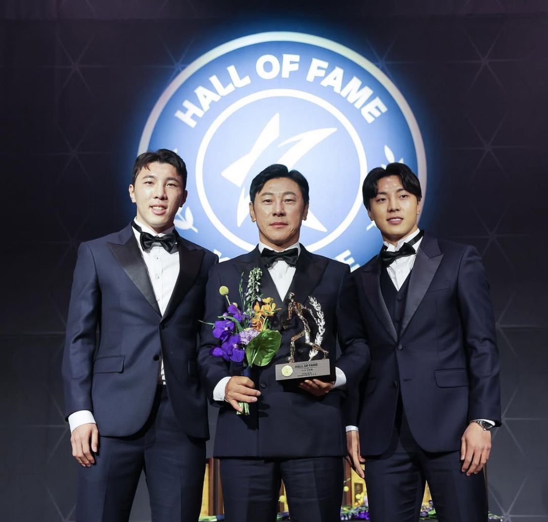 Shin Tae Yong bersama kedua putranya