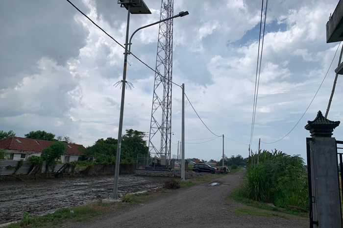 : Pembangunan Tower di Dusun Budug, Desa Tugusumberjo Peterongan menuai protes warga setempat.