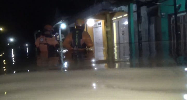 Kondisi banjir yang menggenangi Dusun Karobelah, Kademangan, Mojoagung Jombanh