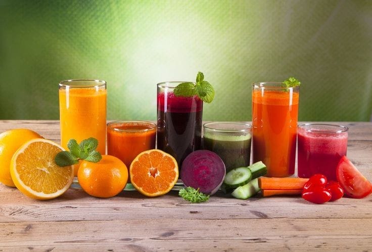 Beberapa buah ini terlarang dicampur dalam satu jus. Bisa membahayakan tubuh