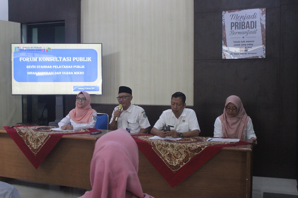 Forum Konsultasi Publik yang digelar Dinkop UM Jombang